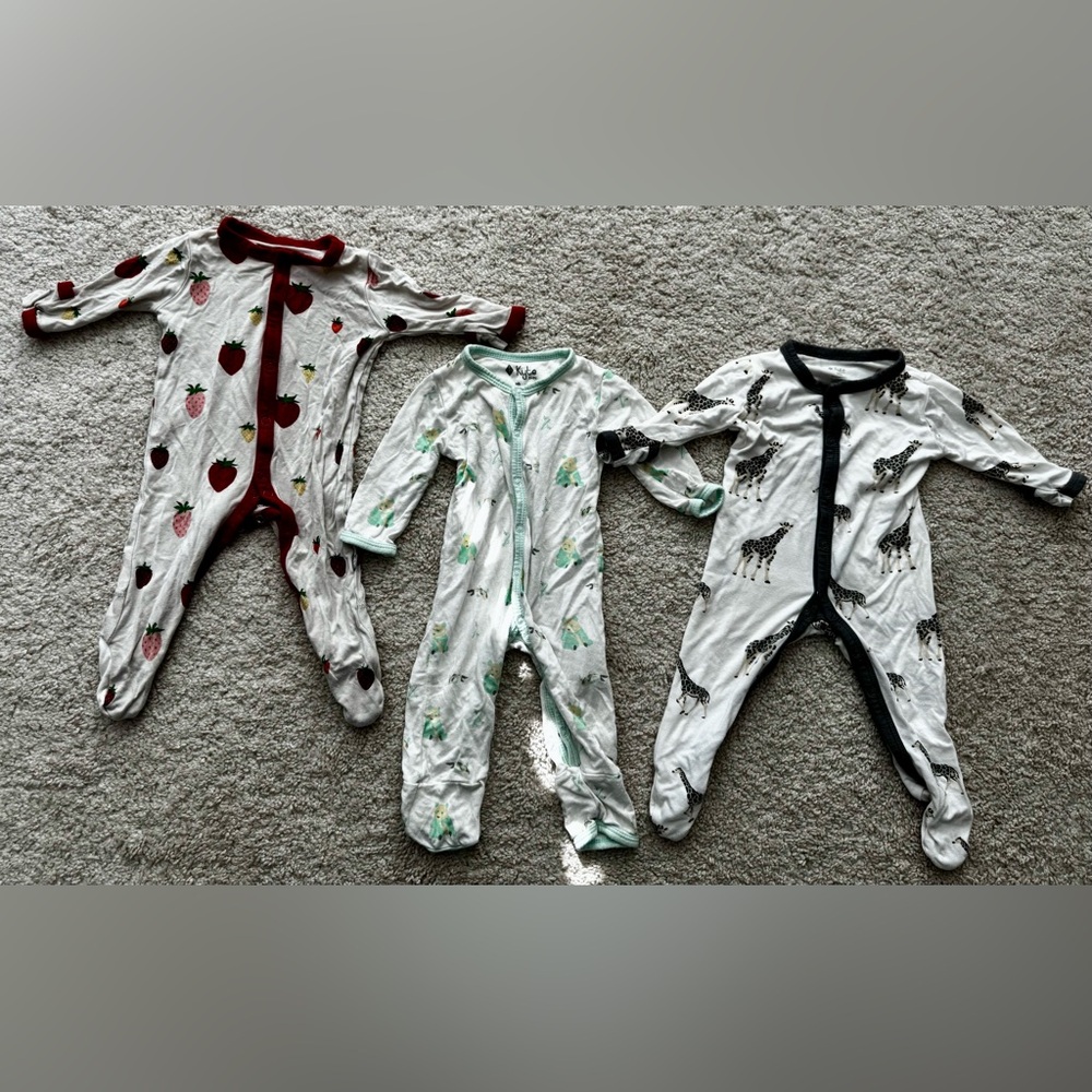Kyte BABY Kids Footies Set - Red, Green, Black Prints